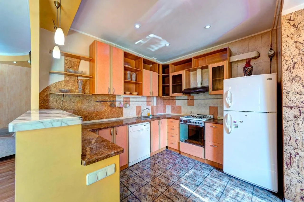 Three-Room Apartment Near Ocean Plaza Киев